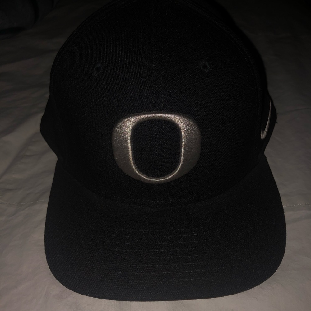 Black/Gun Metal Nike Drifit Oregon Ducks Cap